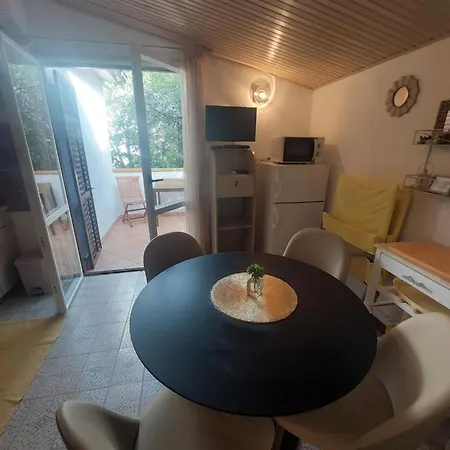 Tonci Appartement Rab Town